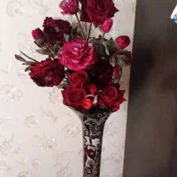 گل و گلدان