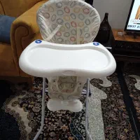 صندلی غذای کودک سالم