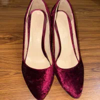 کفش پاشنه مخمل