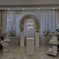 تشریفات تخصصی دیزاین جایگاه عروسی دکور بله برون