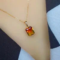 گردنبند ژوپینگ|بدلیجات|کاشان, مفتح|دیوار