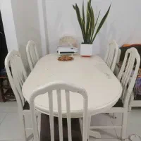 فروش مبل 8 نفره و میز نهارخوری شش نفره