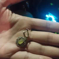 یک لنگ گوشواره