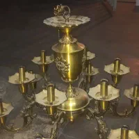 ۳عدد لوستر برنجی  ۲عدد۱۲ شاخه ویک عدد ۱۰ شاخه|لوستر و چراغ آویز|تهران, باشگاه نفت|دیوار