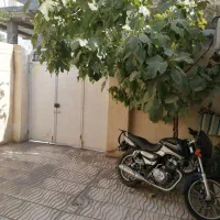 153 متر مسکونی با 20 متر مغازه با مجوز تجاری