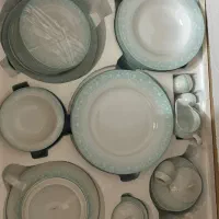 سرویس چینی ۱۸ نفره زرین