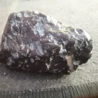 سنگ آسمانی باپوسته چرم۱۹۴گرمی فروش فوری|جواهرات|آباده, |دیوار