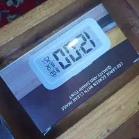 ساعت باتری خور