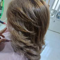 خدمات ارایشی در محیطی ارام با کادری مجرب|خدمات آرایشگری و زیبایی|دورود, |دیوار