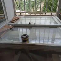 پنجره آلومینیوم با توری ۱۴۰ در ۱۶۰