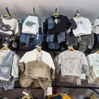 فروشنده خانم جهت کار در پوشاک بچه گانه