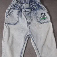 تعدادی کفش و لباس