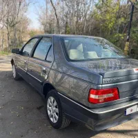 اس الیکس تیوفایو مدل ۹۶