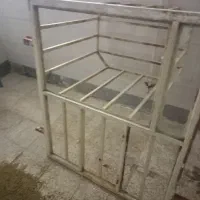 مقداری وسیله برای فروش