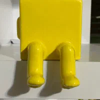 گلدان رومیزی نشسته