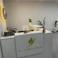 کانتر‌پذیرش mdf هایگلاس با شیشه‌ رویی|آرایشگاه و سالن‌های زیبایی|تهران, جردن|دیوار