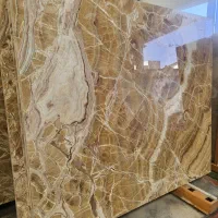 کارگر قله بر چی جهت سنگبری