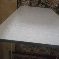 میز برای استفاده لب تاب برای درس