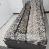 تخت تک نفره به طول ۲ و عرض ۹۰|تخت و سرویس خواب|شیراز, ریشمک|دیوار