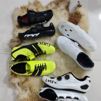 کفش دوچرخه سواری کورسی و کوهستان در تنوع بالا