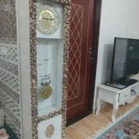ساعت و بوفه