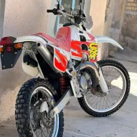 سی ار ام ۲۵۰