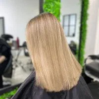 خدمات و آموزش رنگ مو و انواع تراپی|خدمات آرایشگری و زیبایی|کرمانشاه, |دیوار