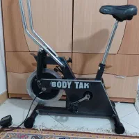 دوچرخه ثابت تردمیل دمبل