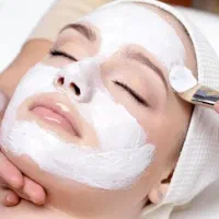 فیشیال و پاکسازی پوست (بدون درد و قرمزی)