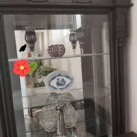 بوفه‌ی چوبی قهوه ای.کاملا سالم