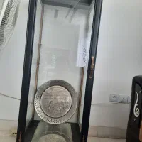 زیر تلفن و بوفه