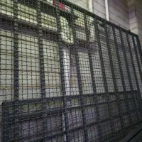 دو عدد حفاظ پنجره ،  آهنی با فنس|مصالح و تجهیزات ساختمان|رشت, منظریه|دیوار