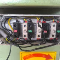 برقکار صنعتی ساختمانی  عیب یابی رفع اتصالی حرفه ای|خدمات پیشه و مهارت|کرمان, |دیوار