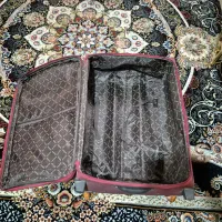 ۲ عدد چمدان|کیف، کفش، کمربند|قم, امامزاده ابراهیم|دیوار