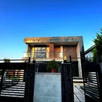 ویلا-نیم-پیلوت-شهرکی