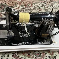 چرخ خیاطی قدیمی برند فلاور
