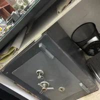 گاوصندوق یک طبقه پوش خور / باکس مخفی دارد