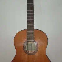 گیتار یاماها c40