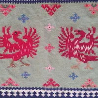 گلیم دست بافت سوزنی،پشم گوسفند بختیاری|گلیم، جاجیم، گبه|اصفهان, همت‌آباد|دیوار