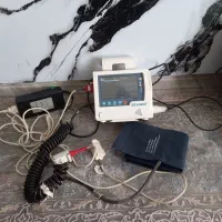 وصل سرم تزریقات و خدمات کامل پرستاری  درمنزل