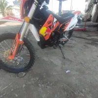 ترح کی تی ام عروسک|موتورسیکلت|اطاقور, |دیوار