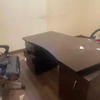 صندلی و میز مدیریت