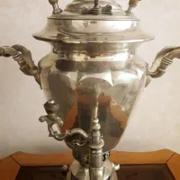 سماور ورشو ذغالی آینه ای بسیار قدیمی قل دار بکر