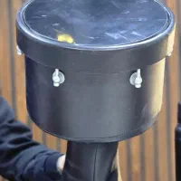 ضرب و تمپو به همراه سه پایه|درام و پرکاشن|نائین, |دیوار