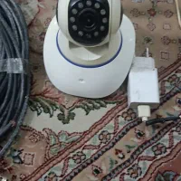 دوربین سیمکارتی  و یه عدد دوربین .مقداری کابل.