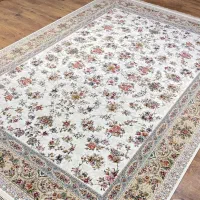 فرش رویال گلد در حد نو