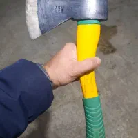 تبر ۸۰۰ گرمی با دسته فایبر گلاس