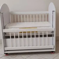 تخت خواب نوزاد کنار مادر آپادانا