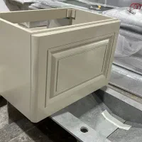 رنگ کار و زیر کار چی حرفه ای کابینت