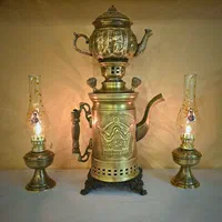 سماور کتری زغالی برنجی با قوری و دو چراغ نفتی|کلکسیون اشیاء عتیقه|تهران, نعمت‌آباد|دیوار